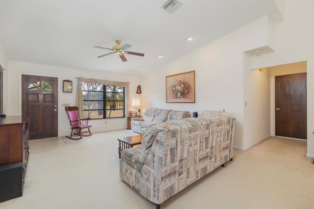 4 of 40 - 14087 Cocoa Plum Rd, Palm Beach Gardens, FL