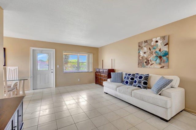 2 of 30 - 64 Coventry C, West Palm Beach, FL