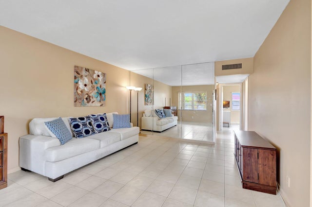3 of 30 - 64 Coventry C, West Palm Beach, FL