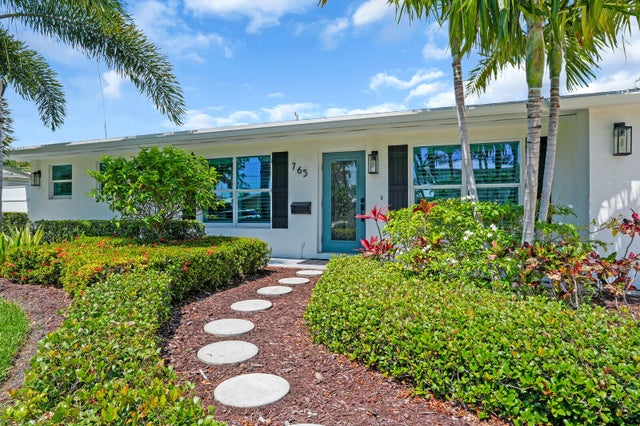 3 of 47 - 765 Lagoon Dr, North Palm Beach, FL