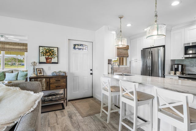 1045 Circle Terrace E #d, Delray Beach