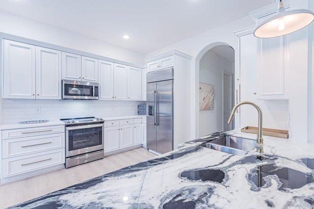 5 of 42 - 2068 Wightman Dr, Wellington, FL
