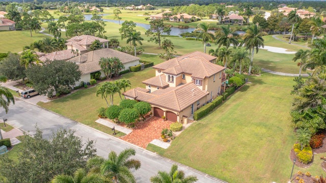 2 of 40 - 143 Se Bella Strano, Port Saint Lucie, FL