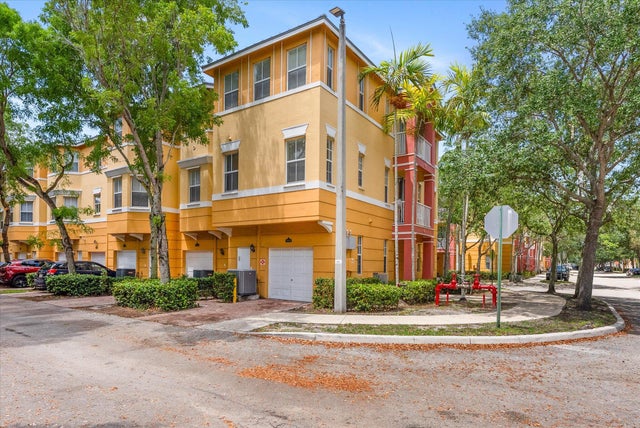 2 of 18 - 3518 Shoma Drive, Royal Palm Beach, FL