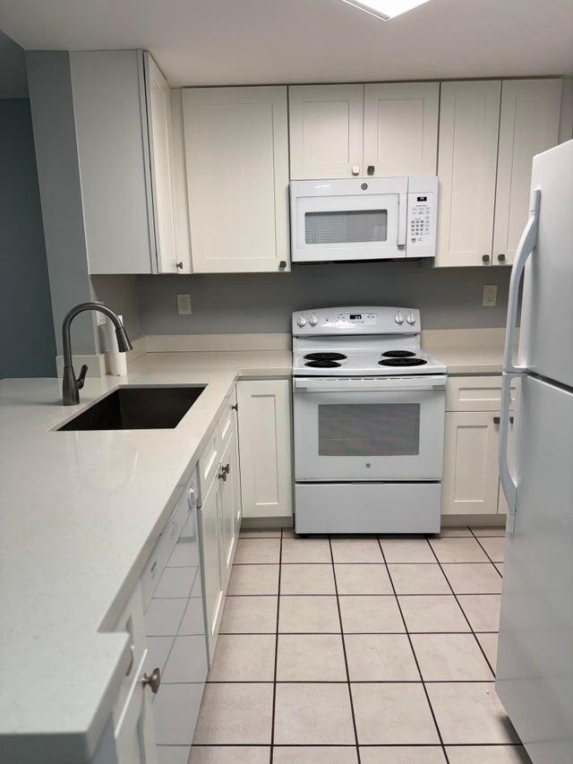 4 of 20 - 4155 Nw 90th Avenue #106, Coral Springs, FL