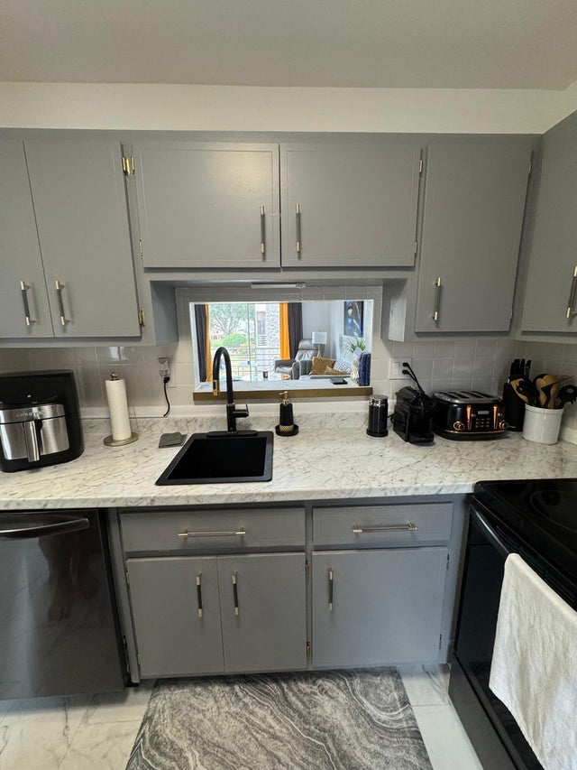 4 of 45 - 4441 Nw 16th Street #j210, Lauderhill, FL
