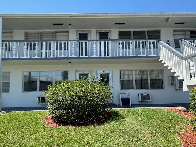 2 of 15 - 98 E Kingswood E #e, West Palm Beach, FL