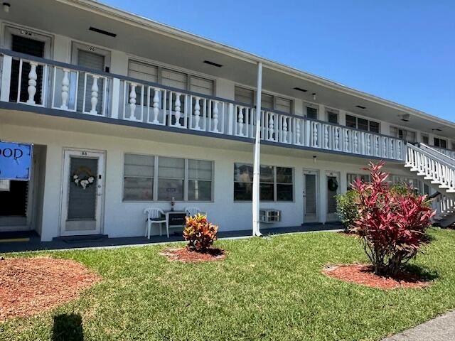 3 of 15 - 98 E Kingswood E #e, West Palm Beach, FL