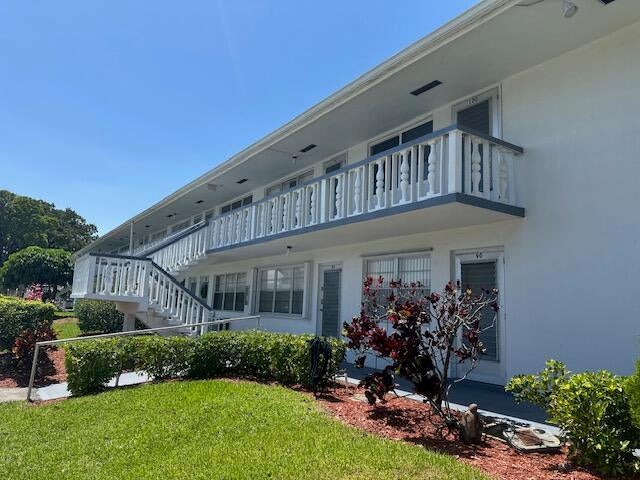 4 of 15 - 98 E Kingswood E #e, West Palm Beach, FL