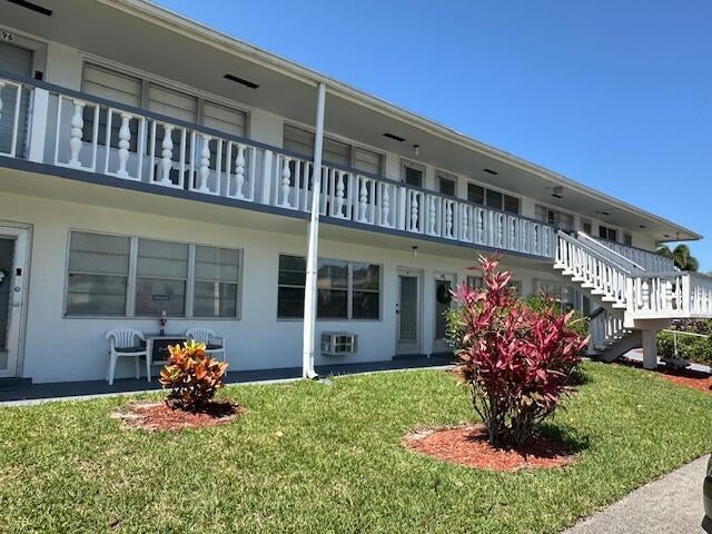 5 of 15 - 98 E Kingswood E #e, West Palm Beach, FL