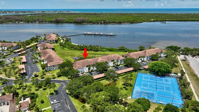 1 of 36 - 6062 Se Landing Wy #2, Stuart, FL