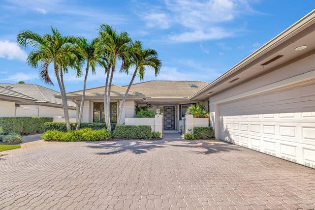 1 of 65 - 6022 Se Oakmont Place, Stuart, FL