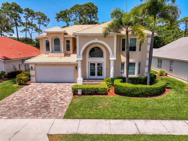 2 of 29 - 172 Bent Tree Drive, Palm Beach Gardens, FL
