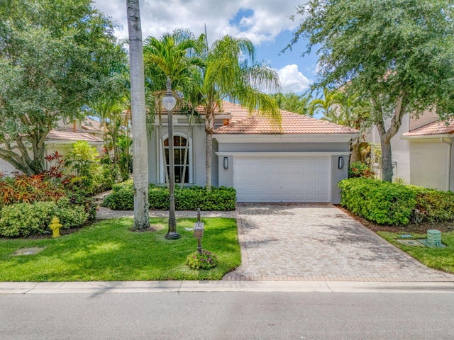1 of 51 - 209 Andalusia Drive, Palm Beach Gardens, FL