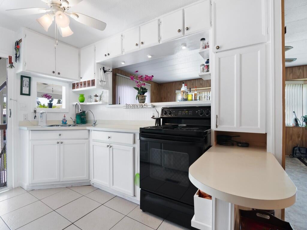 2 Galicia Lane, Port Saint Lucie