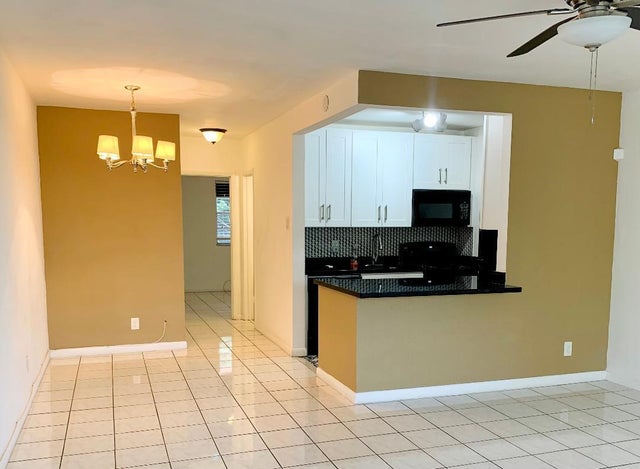 1 of 20 - 2915 Plunkett Street #11d, Hollywood, FL