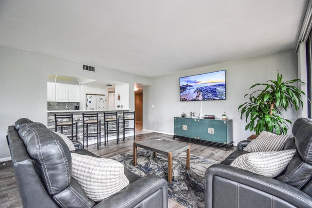 3 of 35 - 799 Jeffery Street #101, Boca Raton, FL