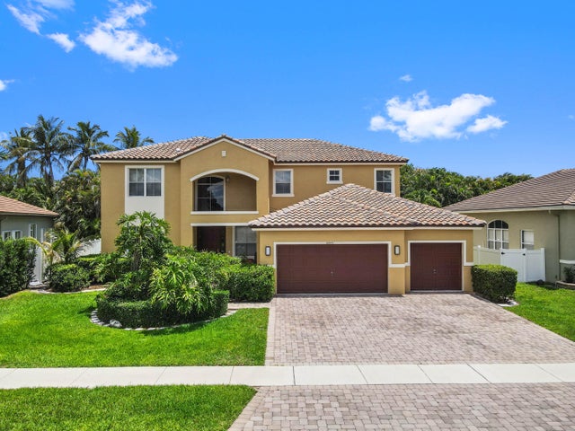1 of 81 - 6945 Finamore Cir, Lake Worth, FL