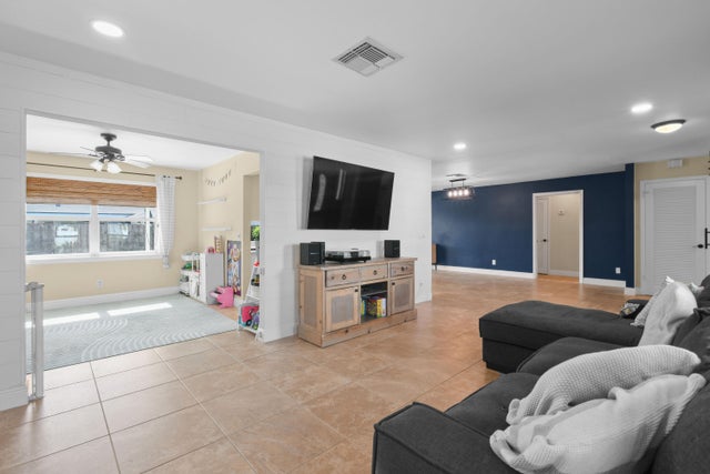 5 of 48 - 11886 Hemlock Street, Palm Beach Gardens, FL