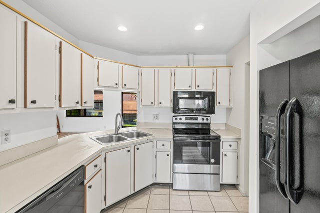 5 of 38 - 3 Via De Casas Sur #204, Boynton Beach, FL