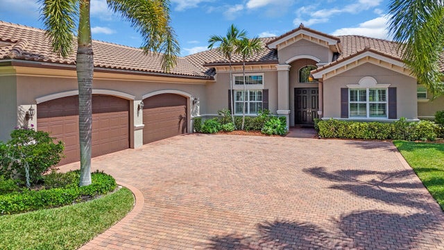 2 of 70 - 7802 Maywood Crest Dr, Palm Beach Gardens, FL