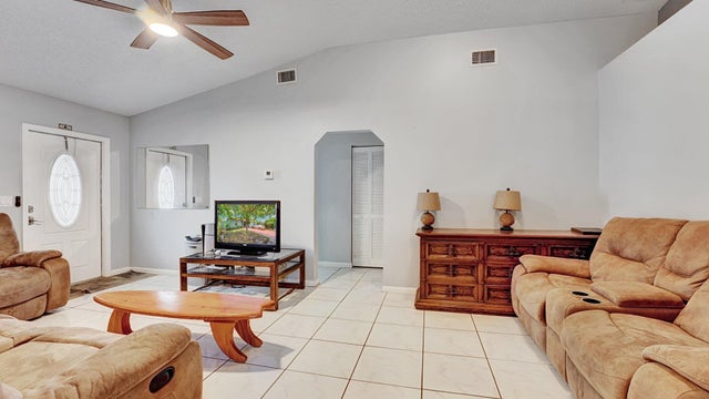 4 of 25 - 339 Nw 5th Avenue, Delray Beach, FL