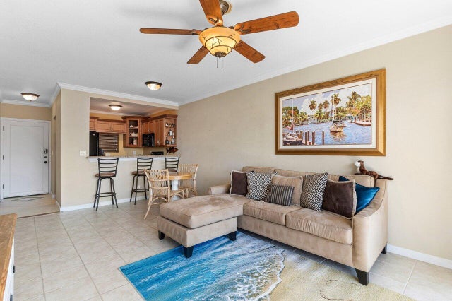 4 of 34 - 2201 Se 9th Street #107, Pompano Beach, FL