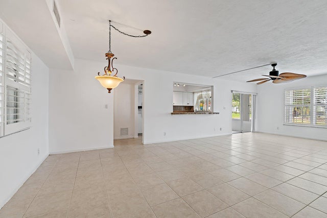 5 of 34 - 5570 Tamberlane Cir #131, Palm Beach Gardens, FL