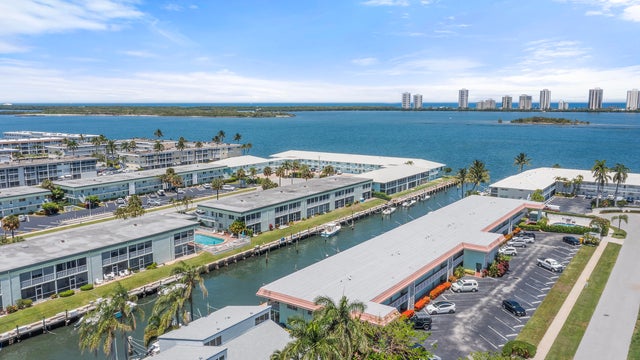 4 of 23 - 117 Lehane Terrace #201, North Palm Beach, FL