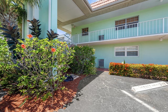 5 of 23 - 117 Lehane Terrace #201, North Palm Beach, FL