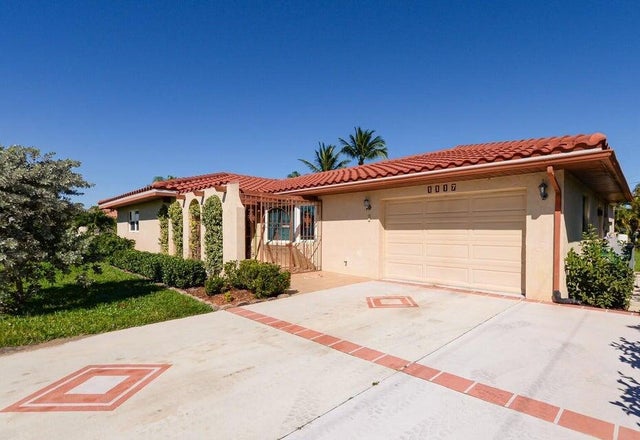 Photo of Listing #RX-11091184