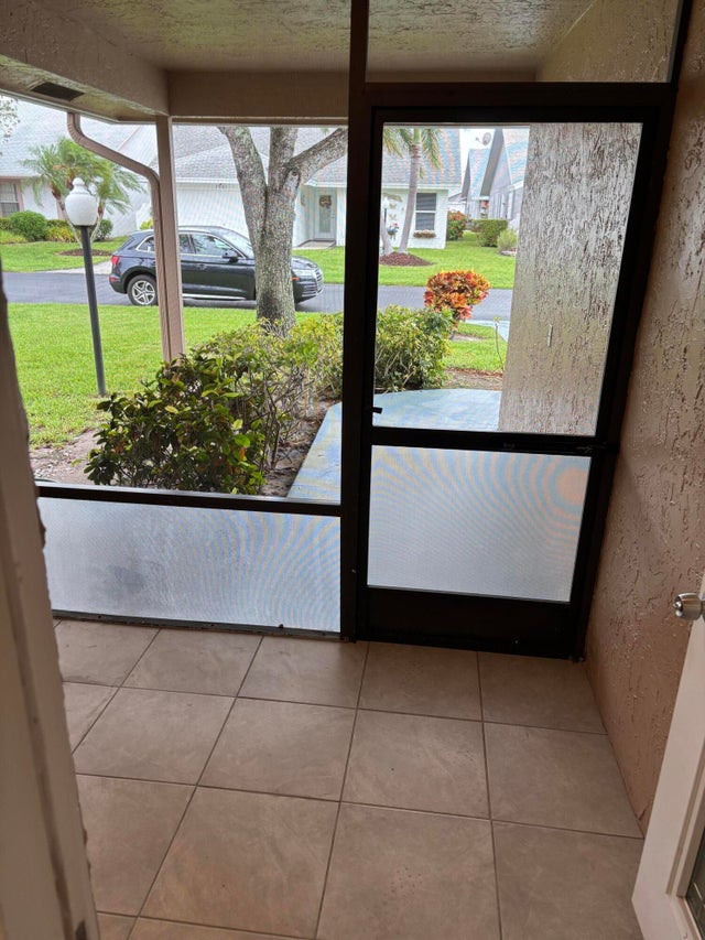 2 of 34 - 3962 Dafilee Circle, West Palm Beach, FL