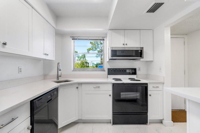 3 of 42 - 18081 Se Country Club Drive #32-311, Jupiter, FL