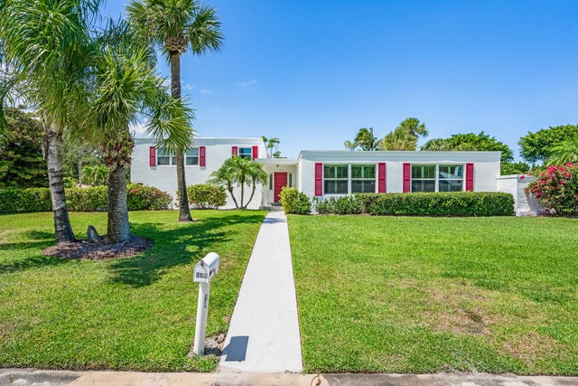 1 of 35 - 940 Lantern Lane, Vero Beach, FL