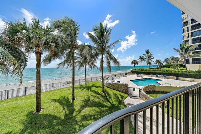 3 of 62 - 200 Beach Rd #102, Tequesta, FL