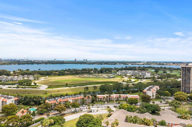 1 of 27 - 2520 Presidential Wy #203, West Palm Beach, FL
