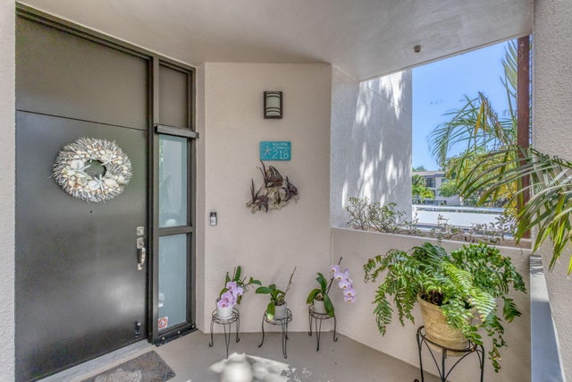 4 of 42 - 11370 Twelve Oaks Way #218, North Palm Beach, FL