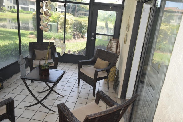 5 of 14 - 3353 Jog Park Dr, Greenacres, FL