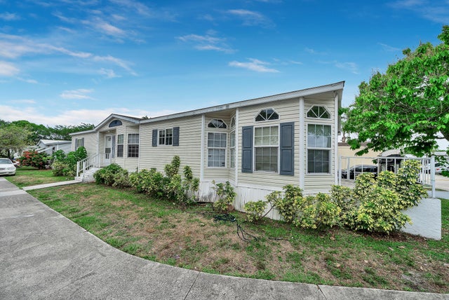 3 of 25 - 181 Plantation Boulevard Nw, Lake Worth, FL