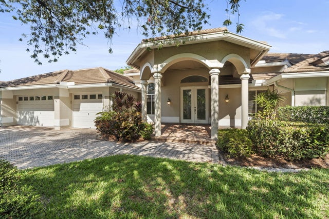 1 of 49 - 2554 Sw Mayacoo Wy, Palm City, FL