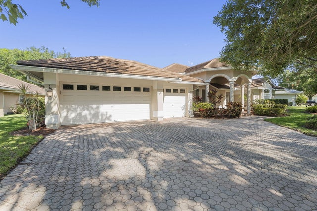 3 of 49 - 2554 Sw Mayacoo Wy, Palm City, FL
