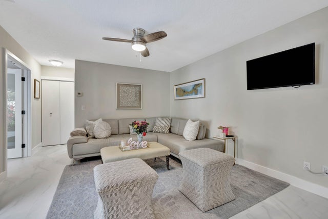 3 of 40 - 356 Prestwick Circle #3, Palm Beach Gardens, FL