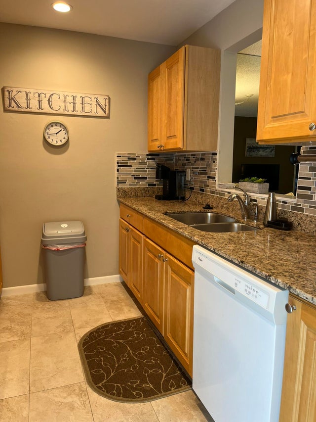 3 of 18 - 13852 Via Flora #a, Delray Beach, FL