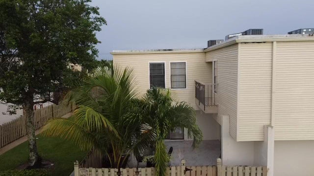 2 of 49 - 11988 Shakerwood Lane, Wellington, FL