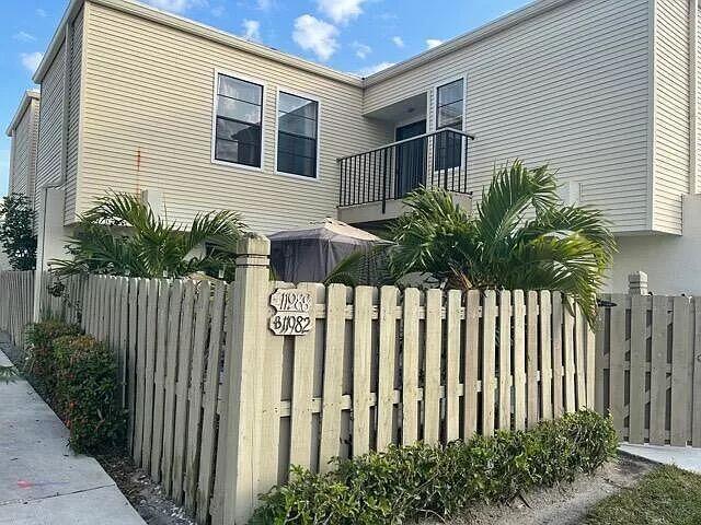 3 of 49 - 11988 Shakerwood Lane, Wellington, FL
