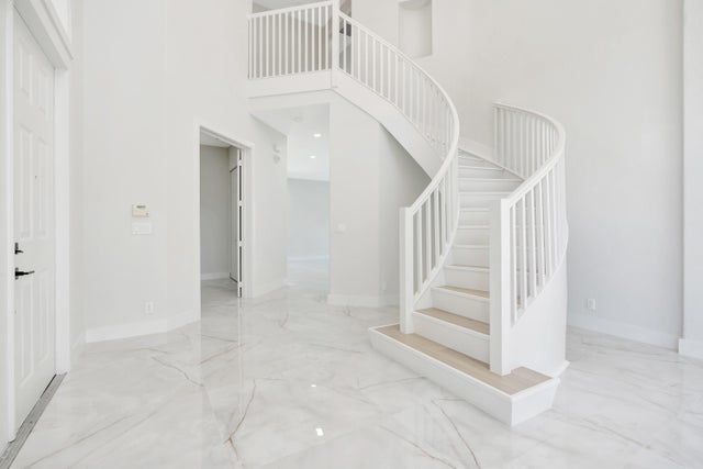 4 of 58 - 10601 Keystone Ct, Wellington, FL