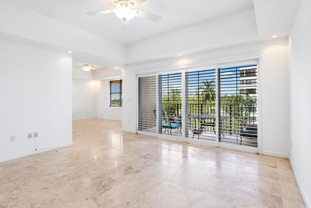 5 of 42 - 1640 Presidential Way #501, West Palm Beach, FL