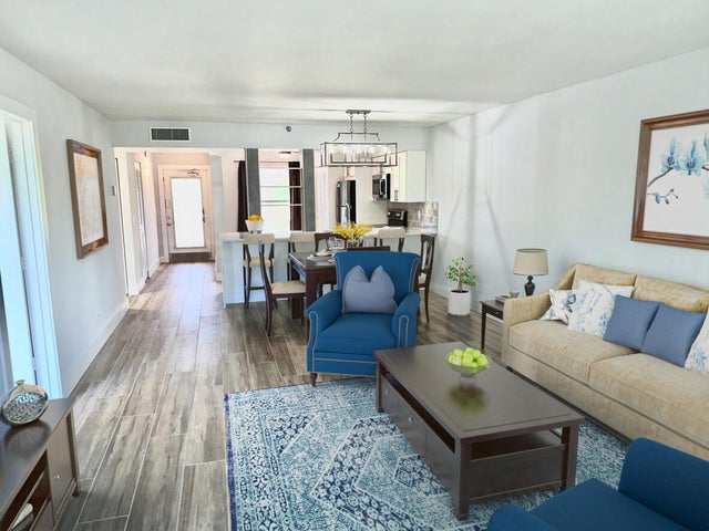 1 of 16 - 14527 Bonaire Blvd #306, Delray Beach, FL
