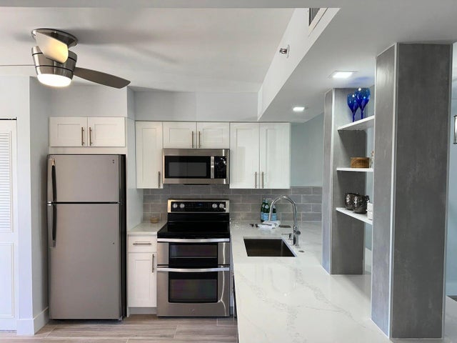 2 of 16 - 14527 Bonaire Blvd #306, Delray Beach, FL