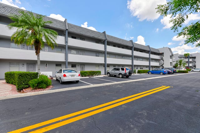 1 of 26 - 7847 Golf Cir Drive #202, Margate, FL